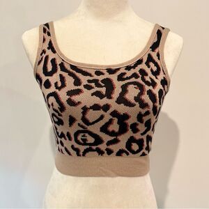 Leopard Thick Knitted Sleeveles Crop Top